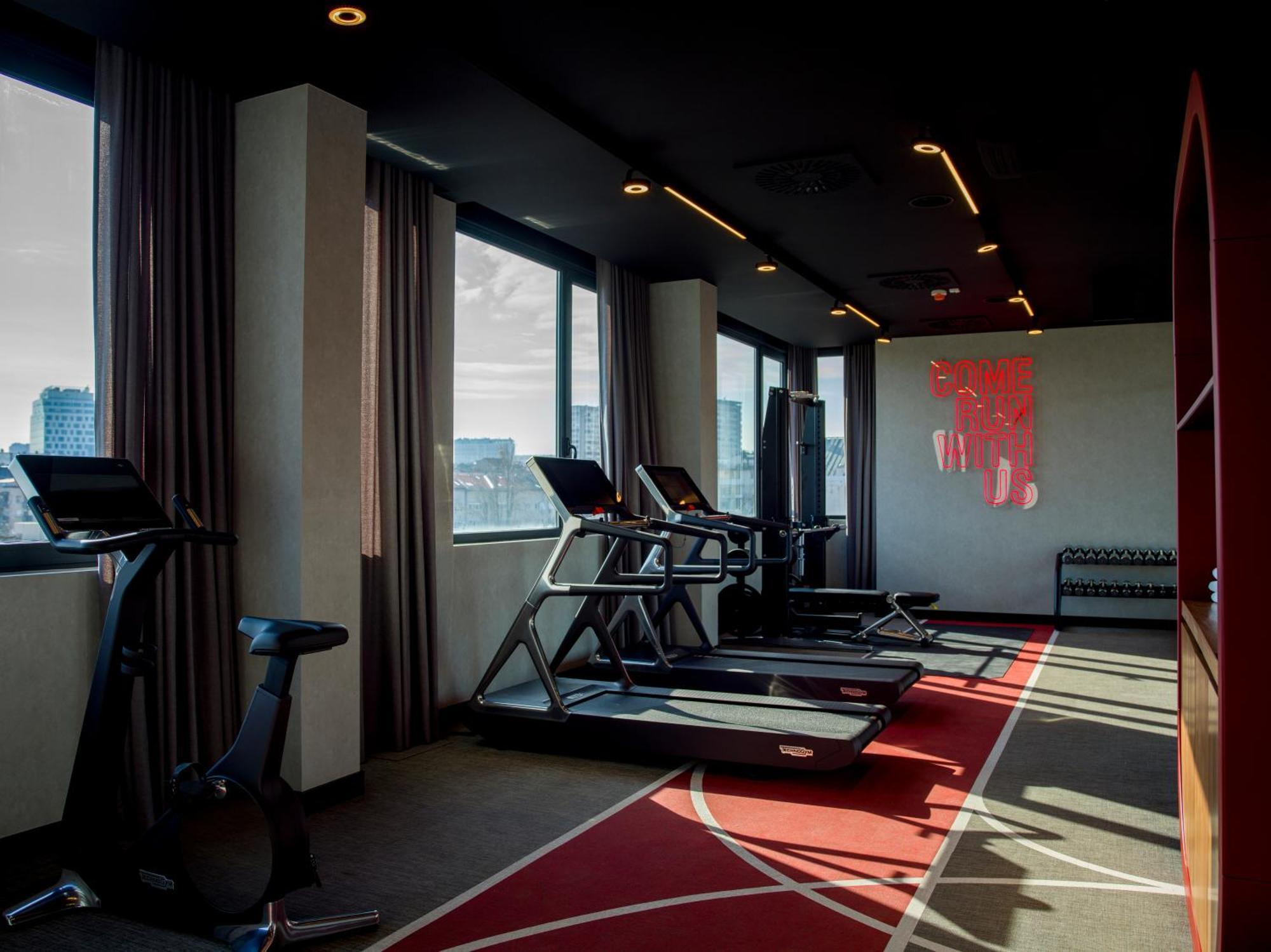 Radisson Red Belgrade Otel Dış mekan fotoğraf