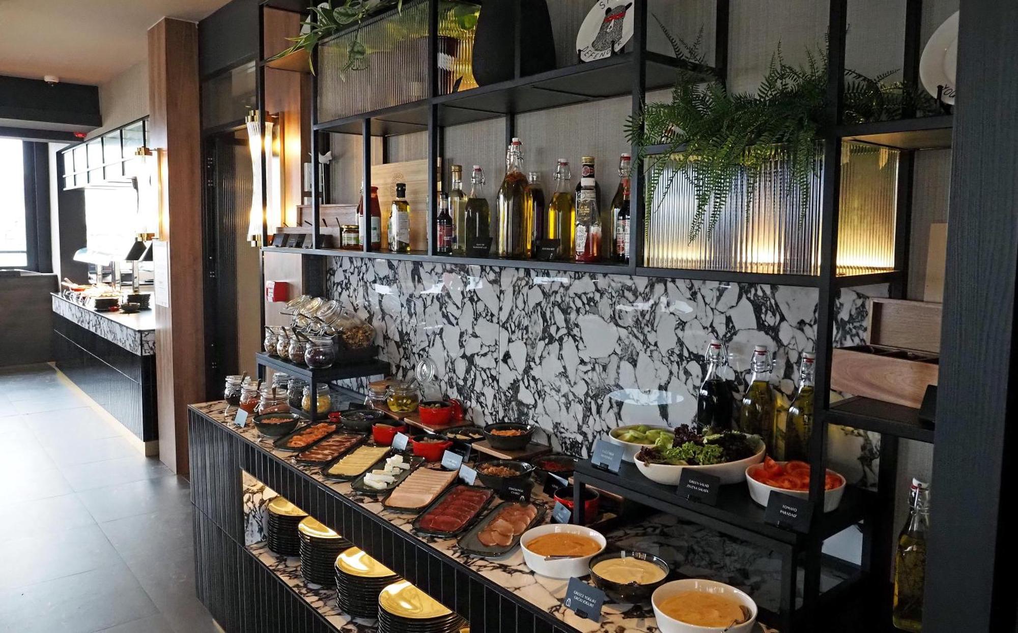 Radisson Red Belgrade Otel Dış mekan fotoğraf