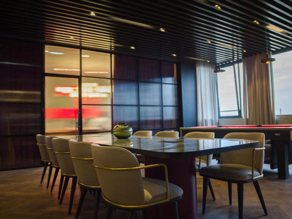 Radisson Red Belgrade Otel Dış mekan fotoğraf